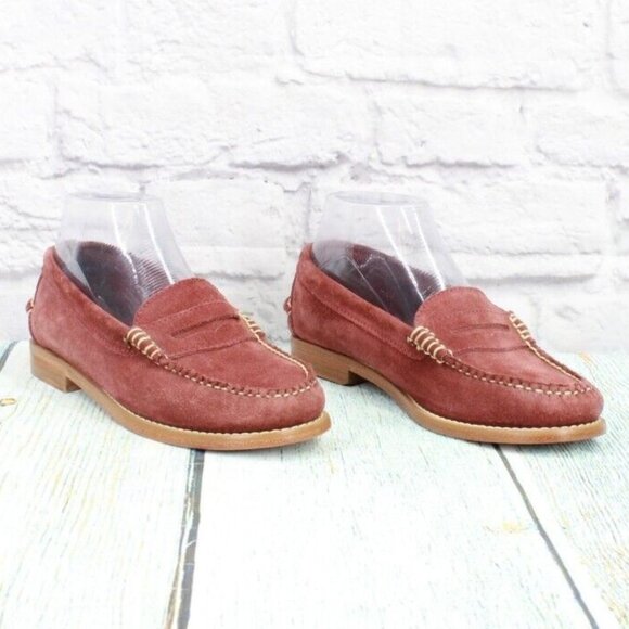 LL Bean Red Suede Slip On Round Toe Loafer Shoes Size 6 Medium - Picture 2 of 9